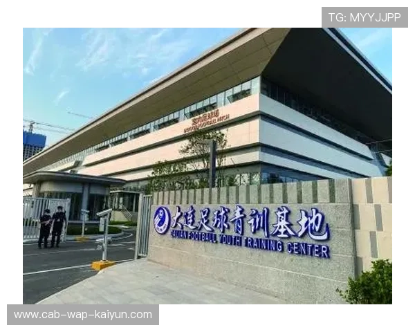 琑队如何建立青训成果的商业转化体系，如何进入青训体系